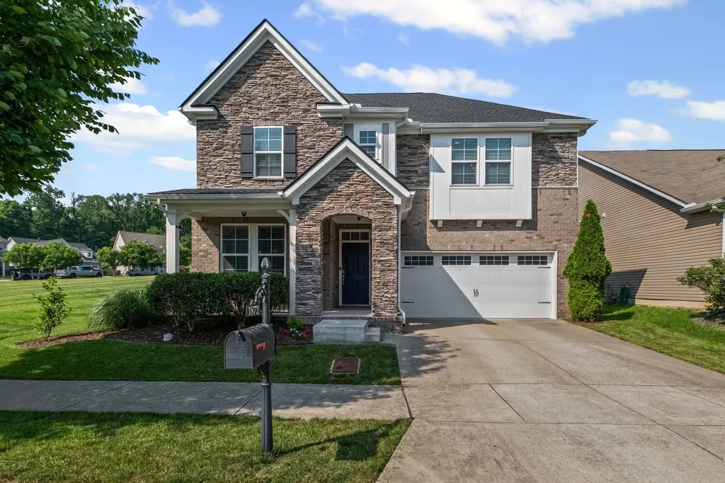 1872 Stonewater Drive Hermitage TN 37076