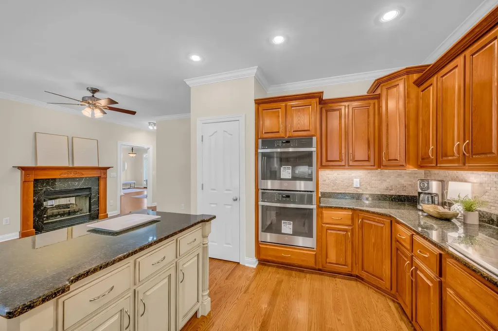 111 Bryton Court Burns TN 37029