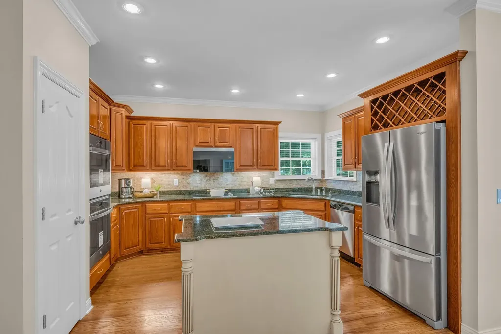 111 Bryton Court Burns TN 37029