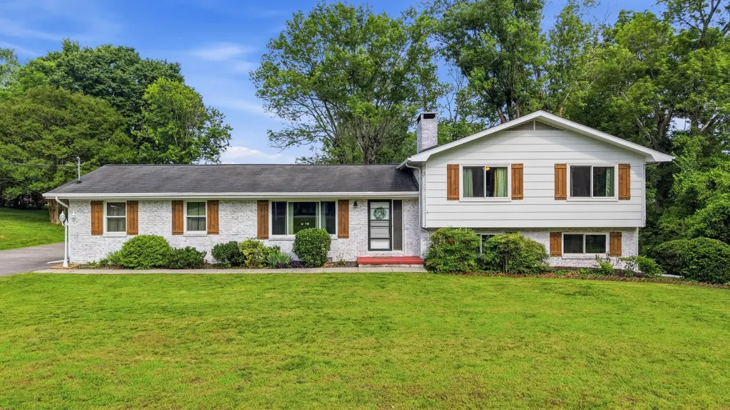 2100 Peerless Road, NW Cleveland TN 37311