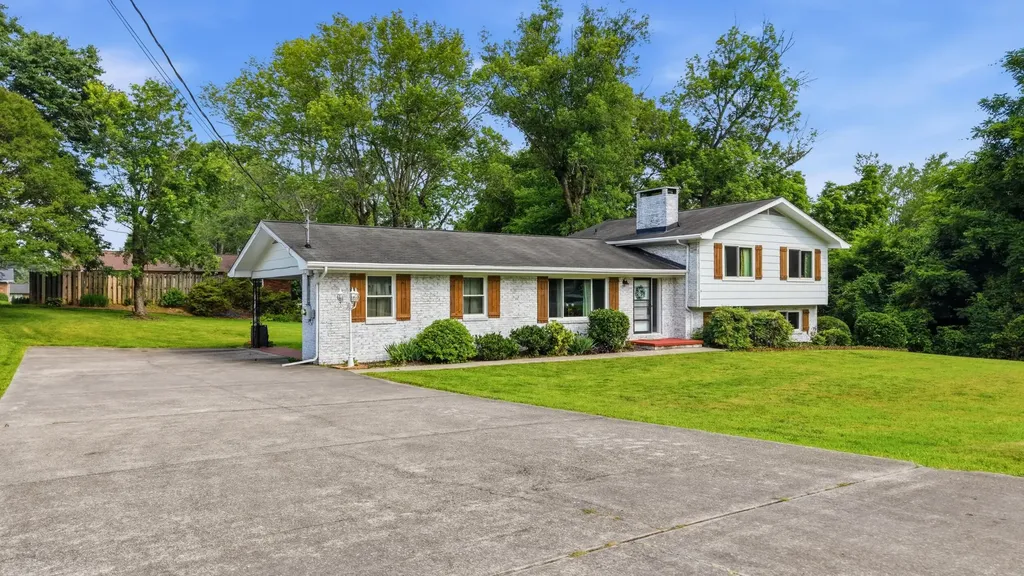 2100 Peerless Road, NW Cleveland TN 37311