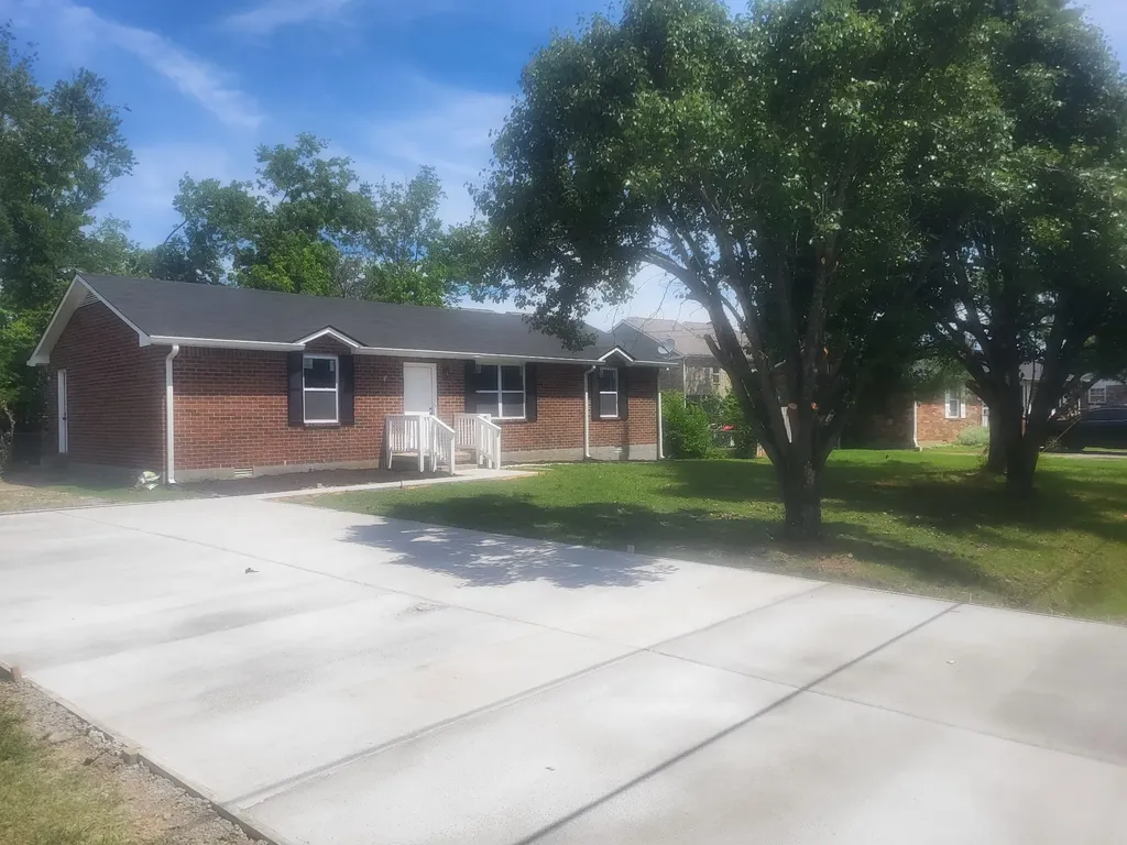 115 Walnut Crest Drive Gallatin TN 37066