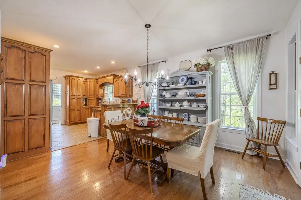 120 Knotty Oaks Trail Counce TN 38326