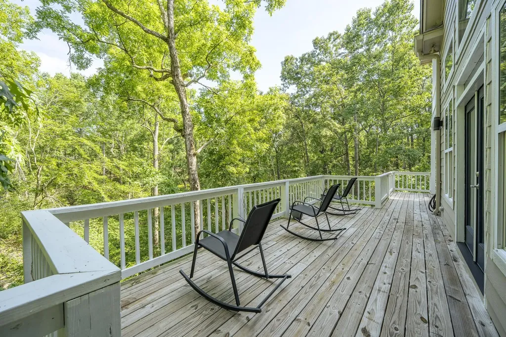 120 Knotty Oaks Trail Counce TN 38326
