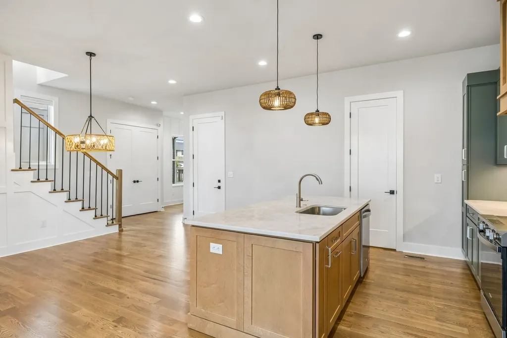 1726 Knowles Street Nashville TN 37208