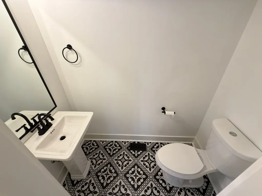 537 Croley Drive Nashville TN 37209