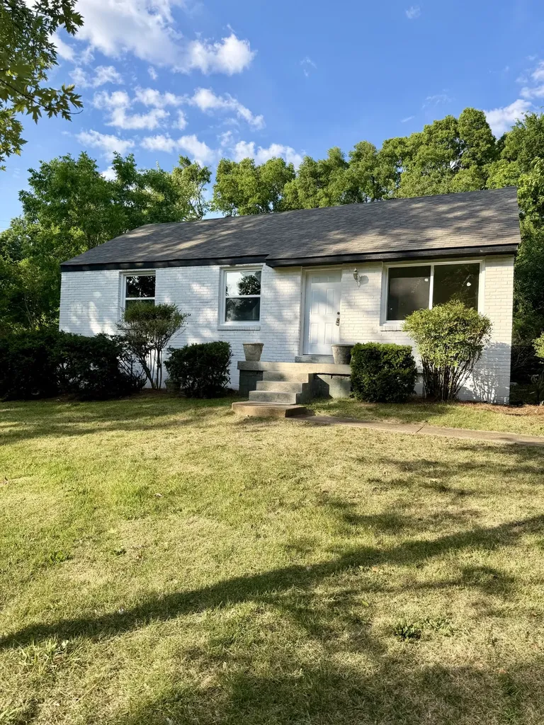 2208 Larimore Drive Nashville TN 37214