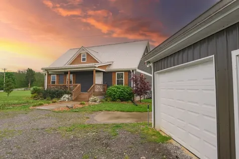 425 Hickman Road Liberty TN 37095