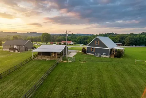 425 Hickman Road Liberty TN 37095
