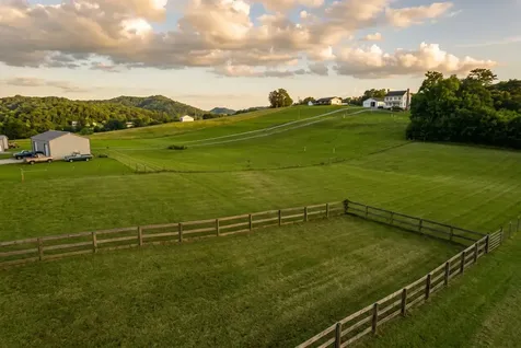 425 Hickman Road Liberty TN 37095
