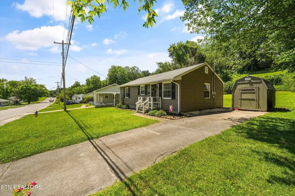 636 Robertsville Road Oak Ridge TN 37830