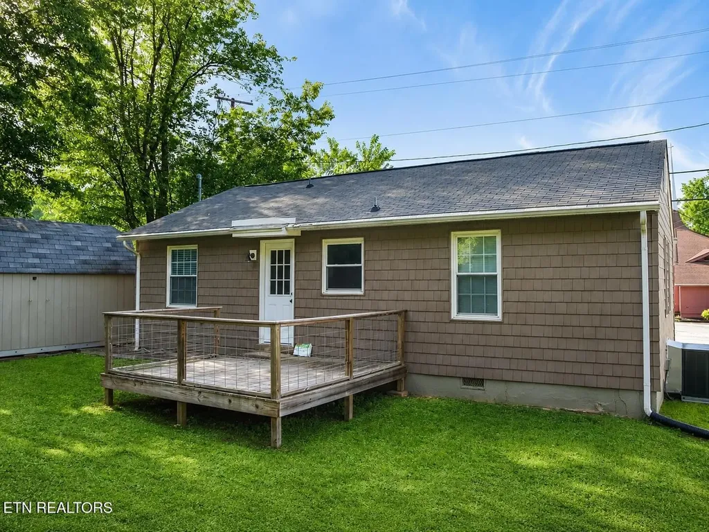 636 Robertsville Road Oak Ridge TN 37830