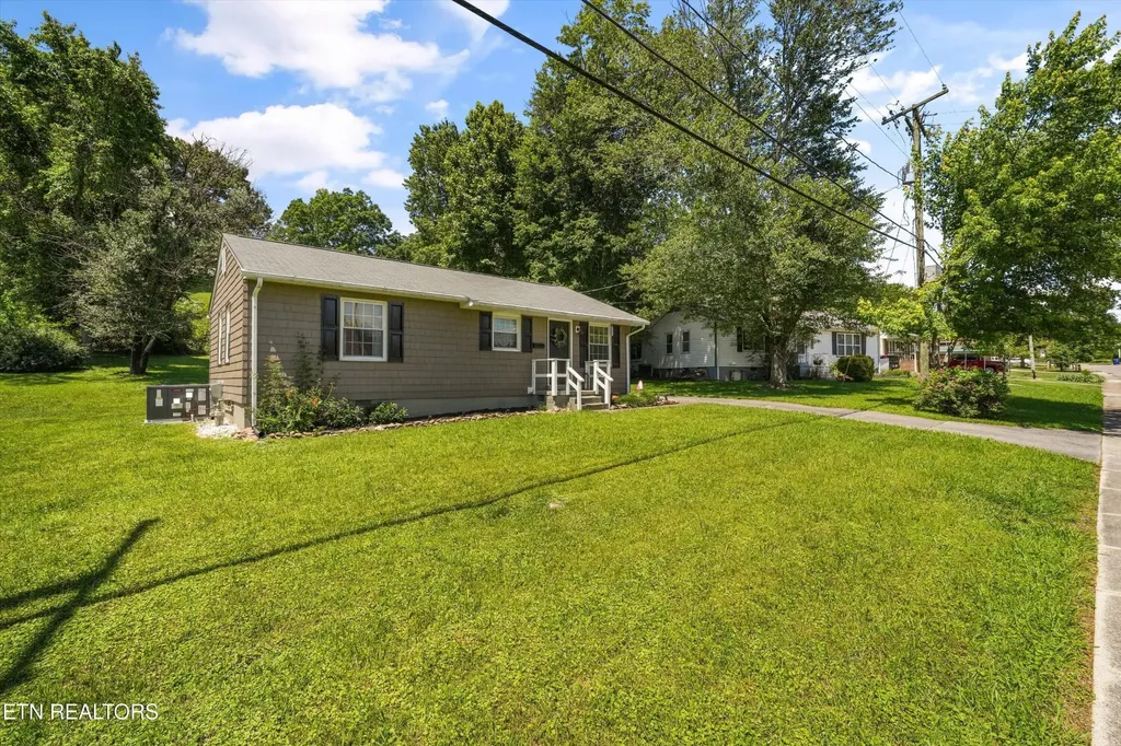 636 Robertsville Road Oak Ridge TN 37830