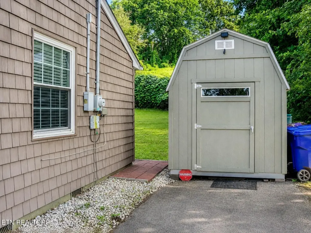 636 Robertsville Road Oak Ridge TN 37830