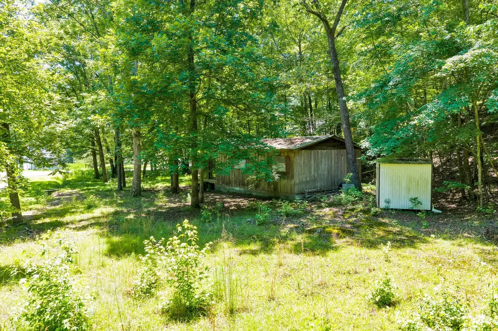 16129 Lakewood Drive Sale Creek TN 37373