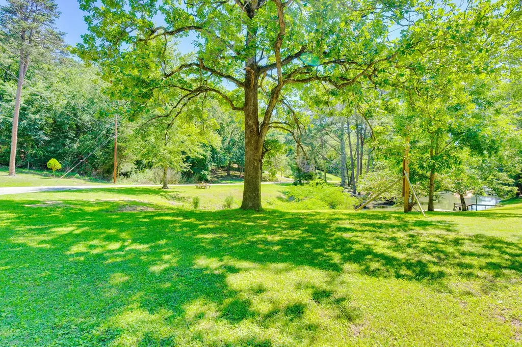 16129 Lakewood Drive Sale Creek TN 37373
