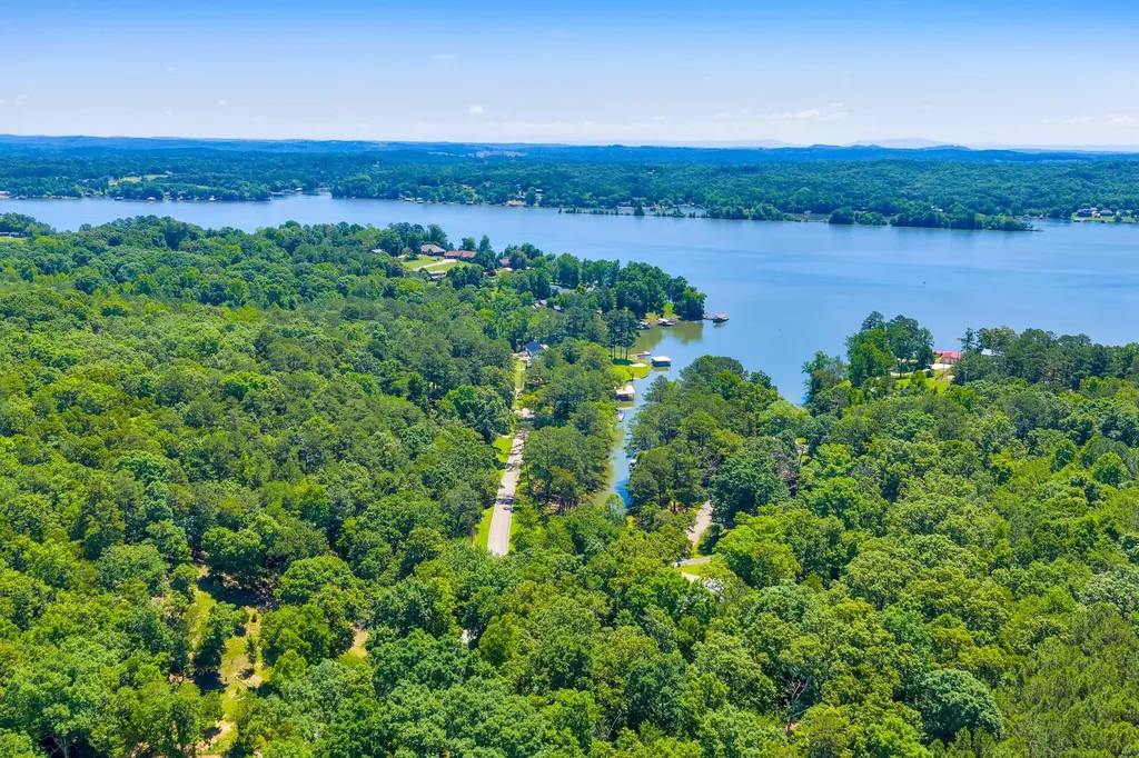 16129 Lakewood Drive Sale Creek TN 37373
