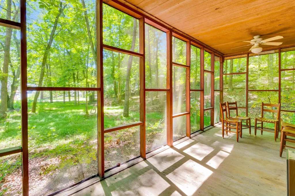 16129 Lakewood Drive Sale Creek TN 37373
