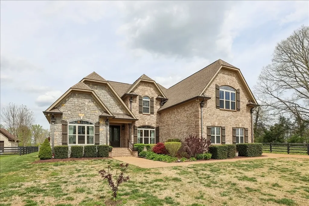 239 Cherokee Dock Road Lebanon TN 37087