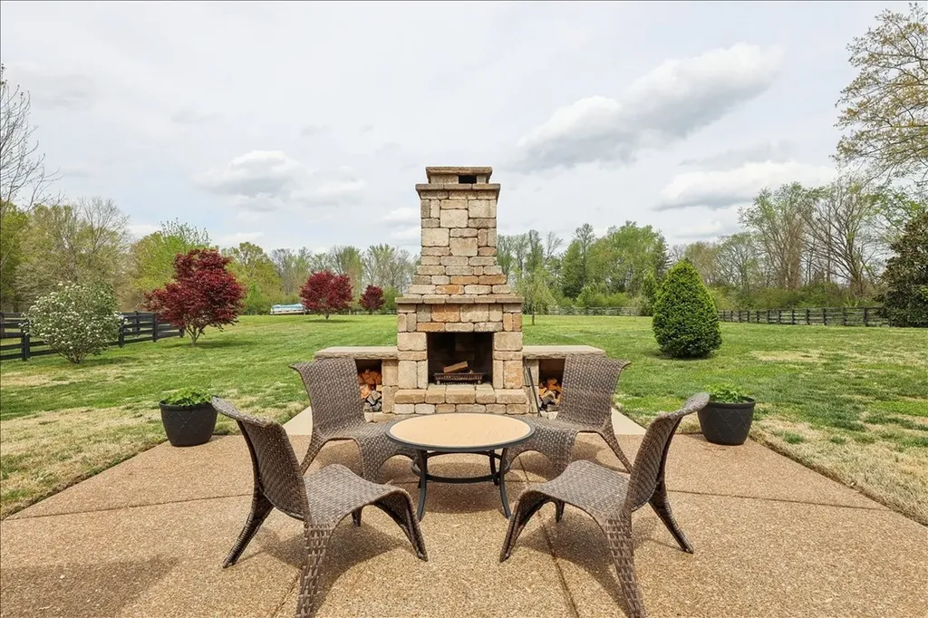 239 Cherokee Dock Road Lebanon TN 37087