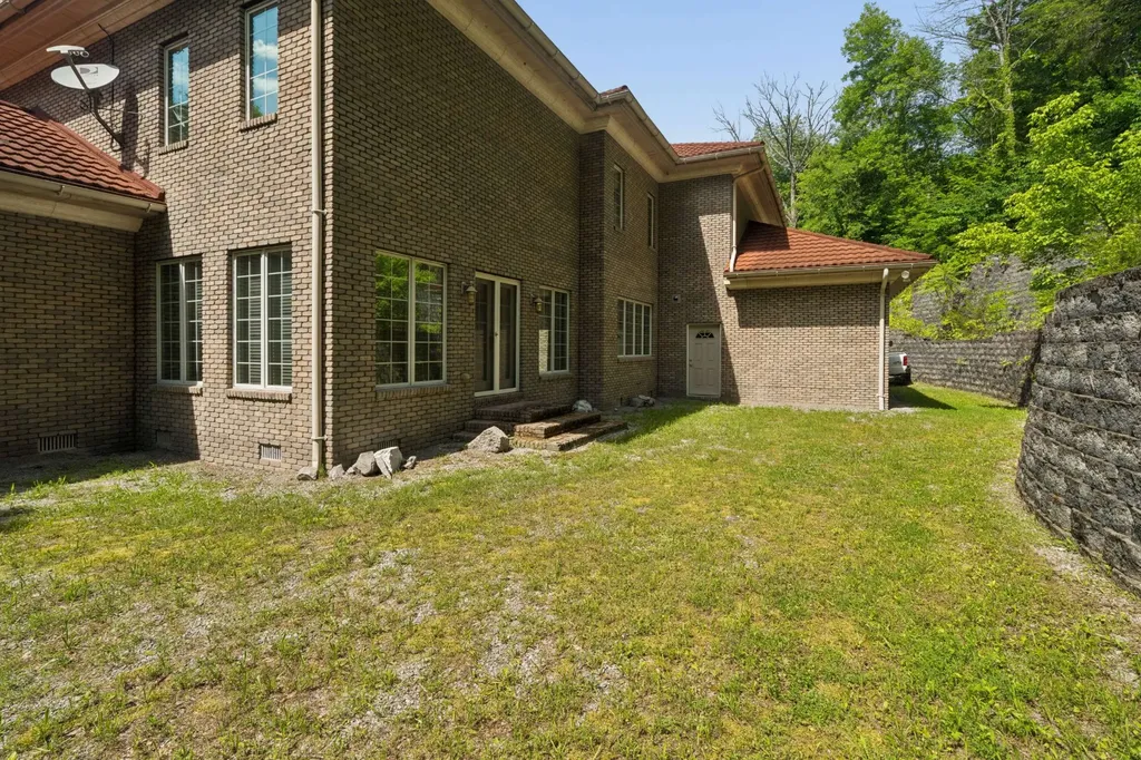 7746 Dismal Hollow Road Christiana TN 37037