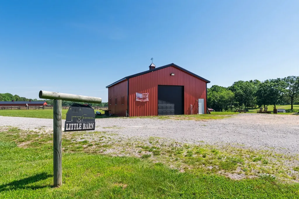 2981 Summertown Highway Summertown TN 38483
