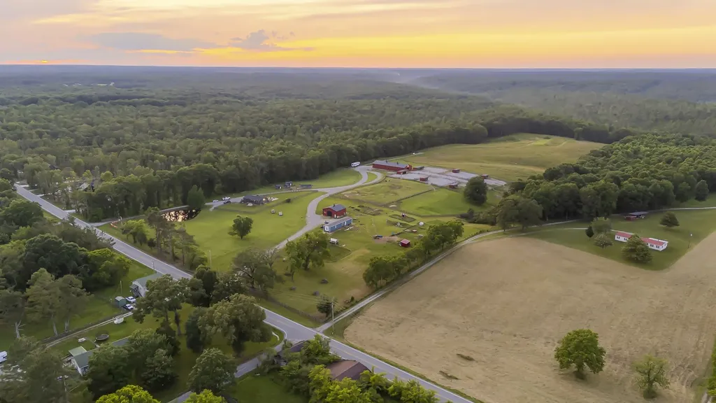 2981 Summertown Highway Summertown TN 38483