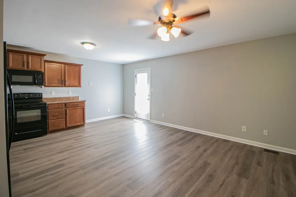 1718 Thistlewood Drive #A Clarksville TN 37042