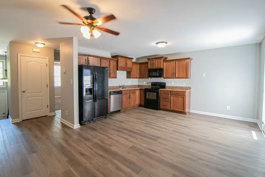 1718 Thistlewood Drive #A Clarksville TN 37042