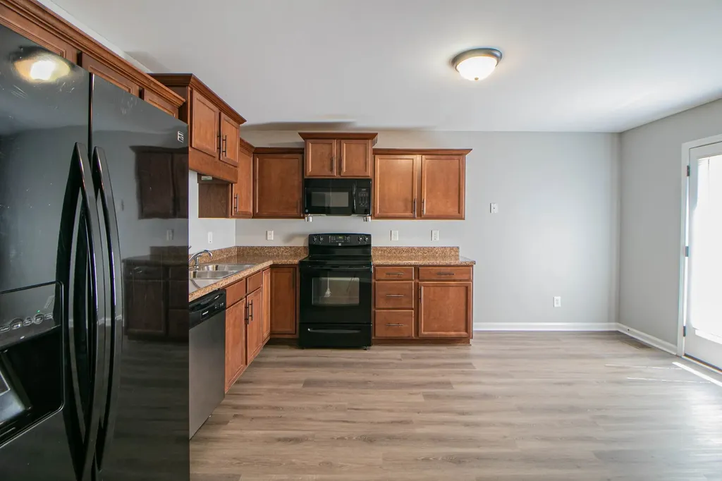 1718 Thistlewood Drive #A Clarksville TN 37042