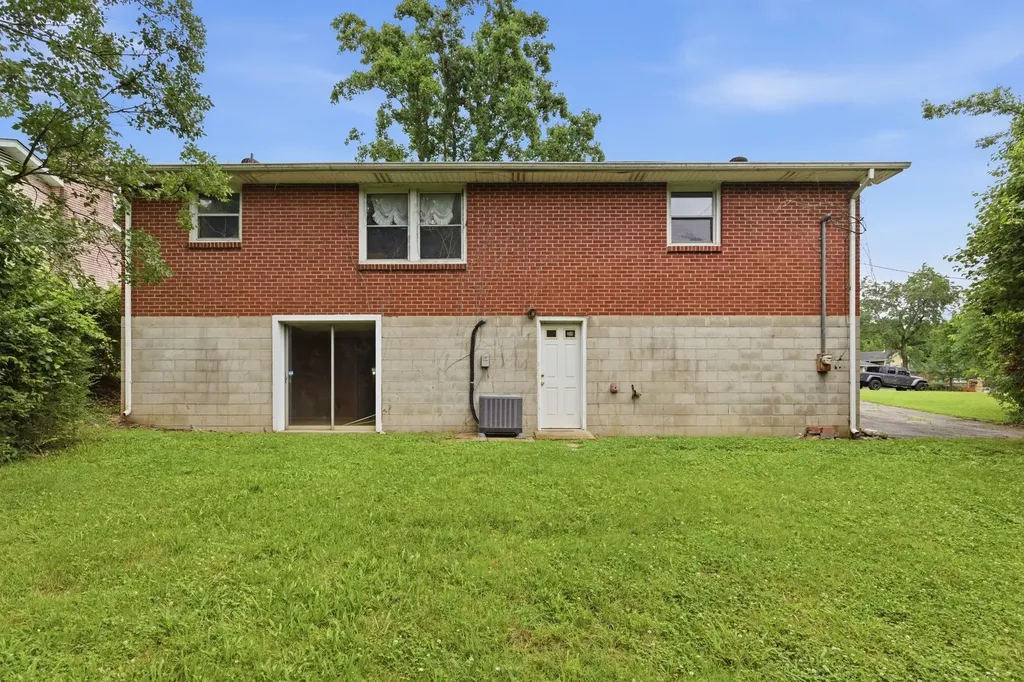 607 Glenpark Court Nashville TN 37217