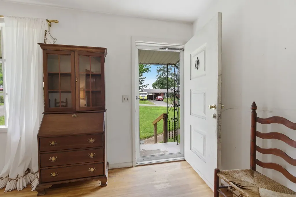 607 Glenpark Court Nashville TN 37217