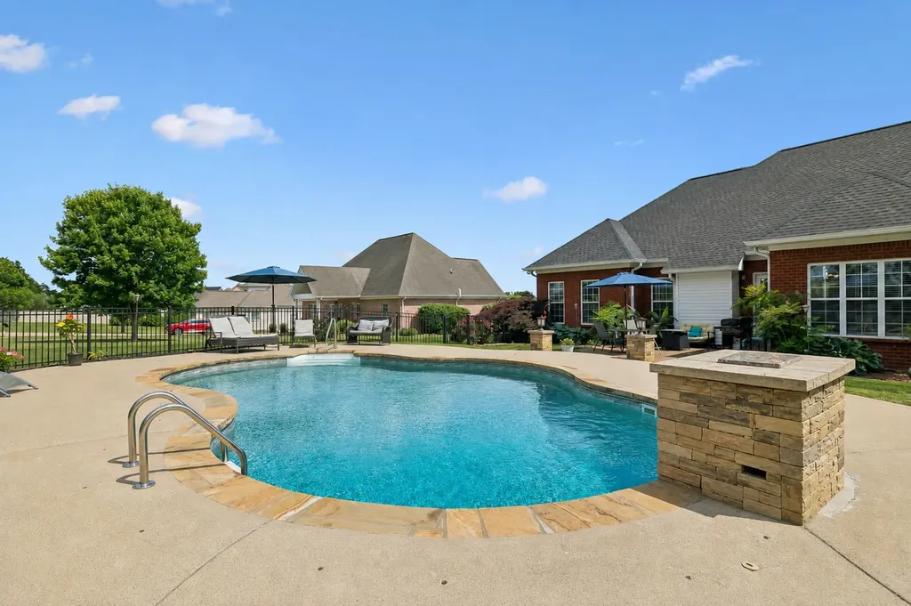 1032 Harness Circle Gallatin TN 37066