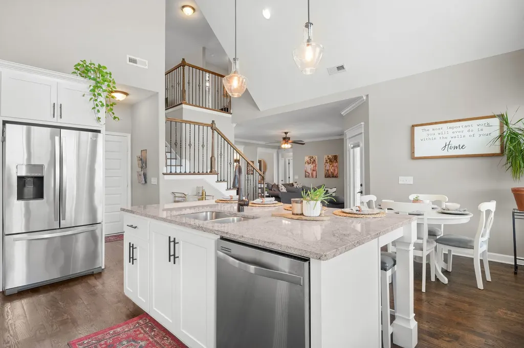 5033 Lady Thatcher Drive Murfreesboro TN 37129