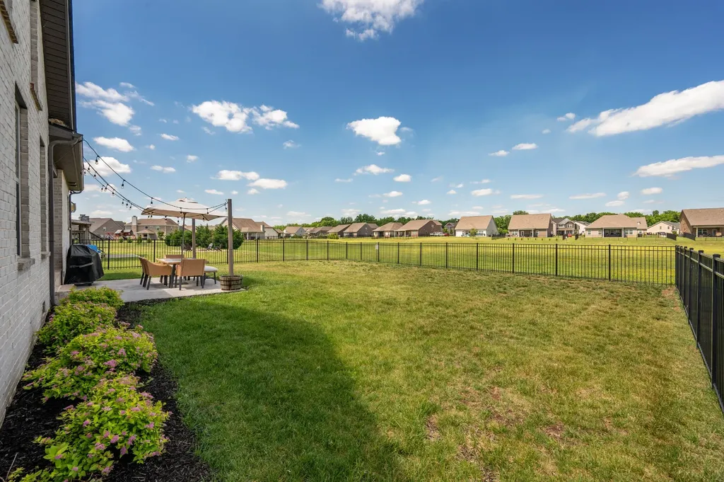 5033 Lady Thatcher Drive Murfreesboro TN 37129