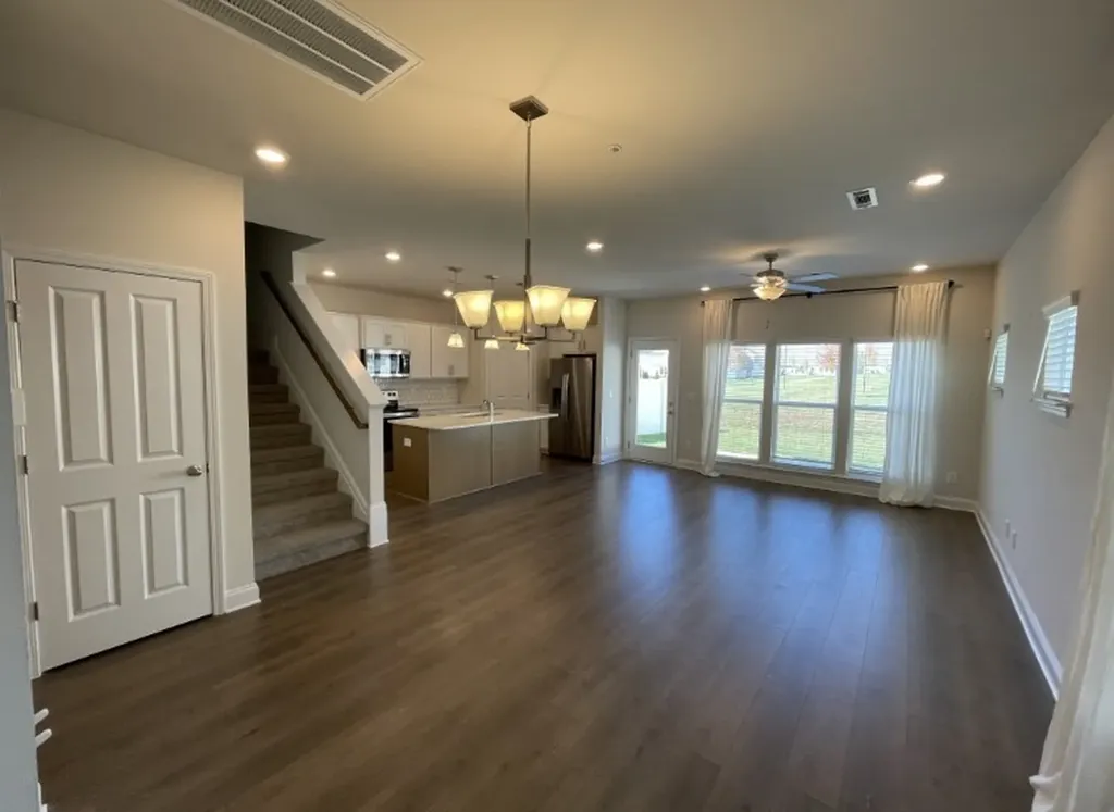 1005 June Wilde Ridge Spring Hill TN 37174