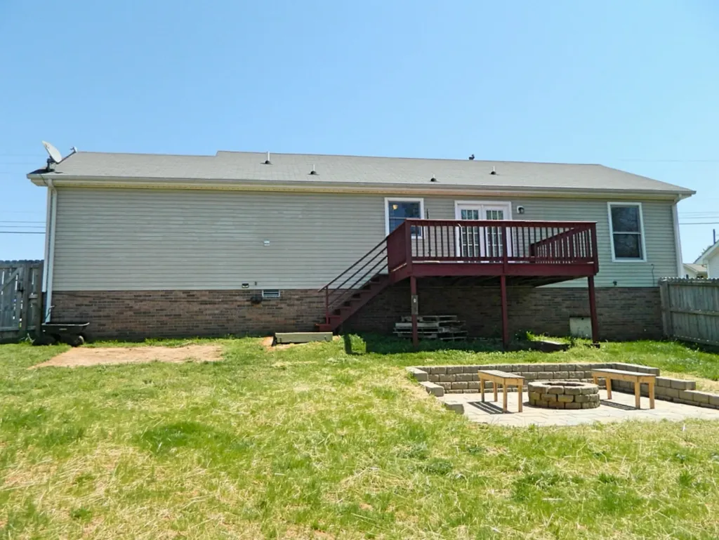 1340 Chucker Drive Clarksville TN 37042
