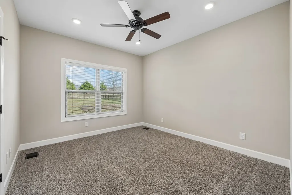 4155 Ironwood Drive Greenbrier TN 37073