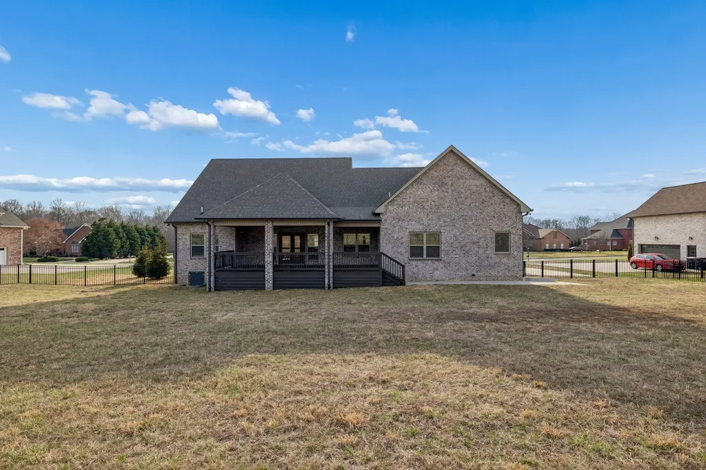 4155 Ironwood Drive Greenbrier TN 37073