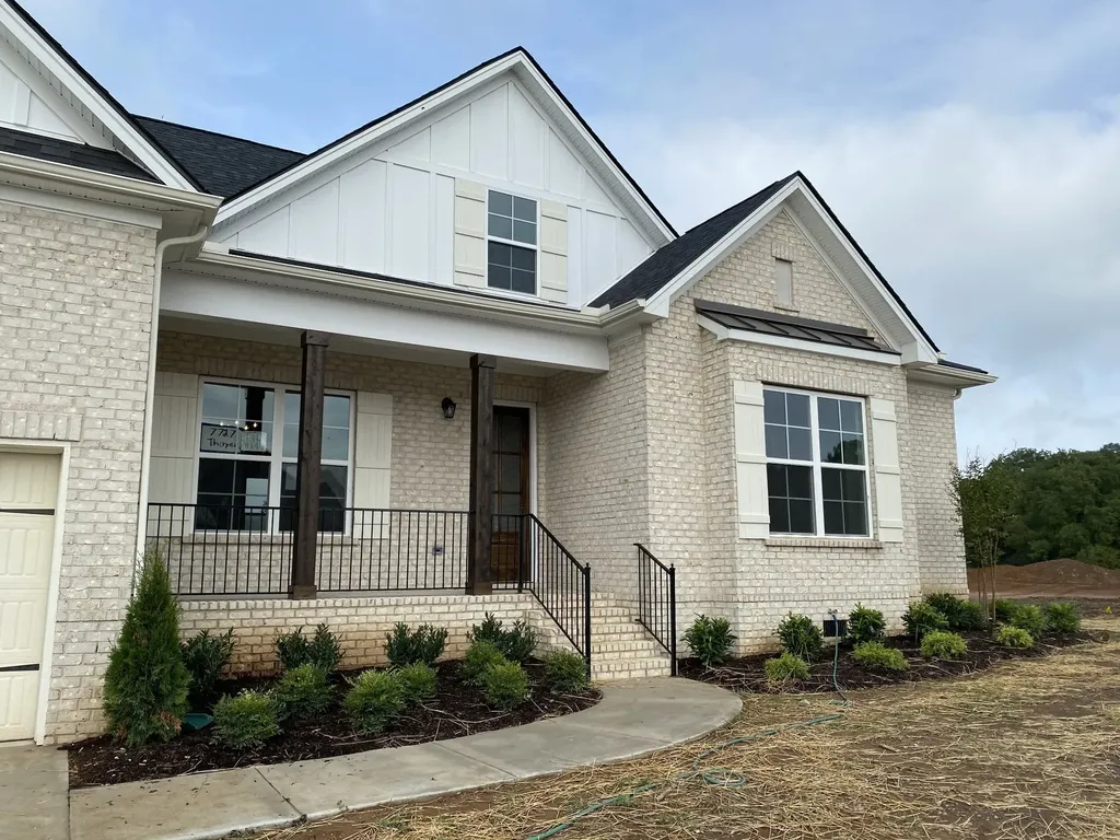 193 Fuji Apple Lane Murfreesboro TN 37128