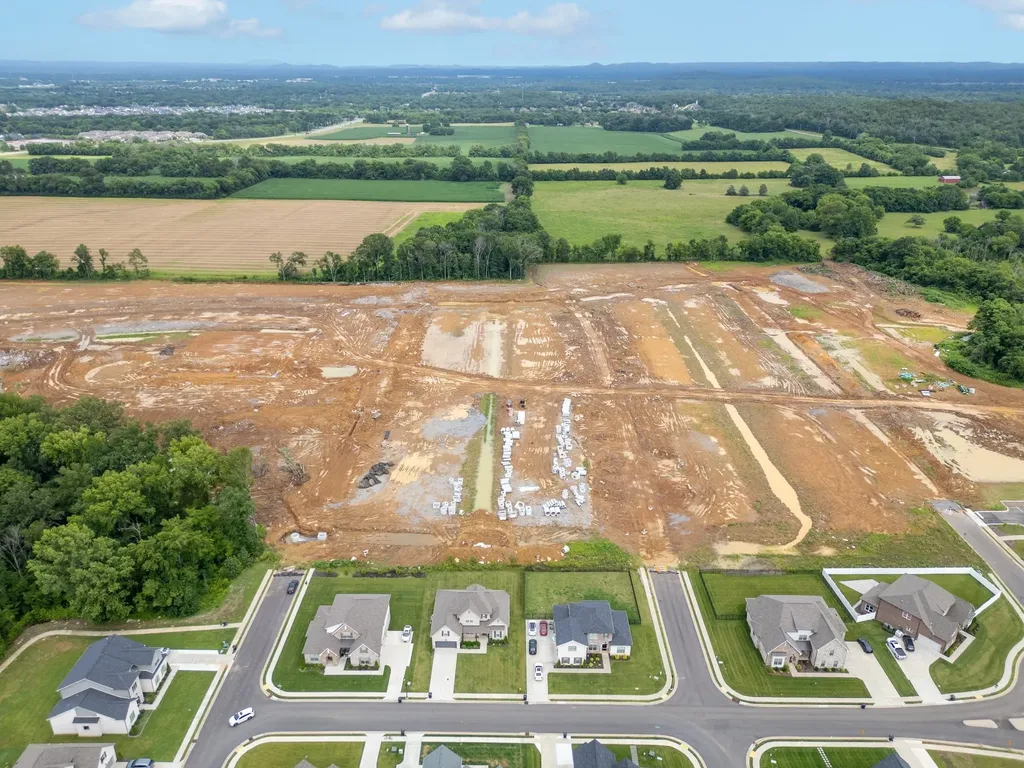 193 Fuji Apple Lane Murfreesboro TN 37128