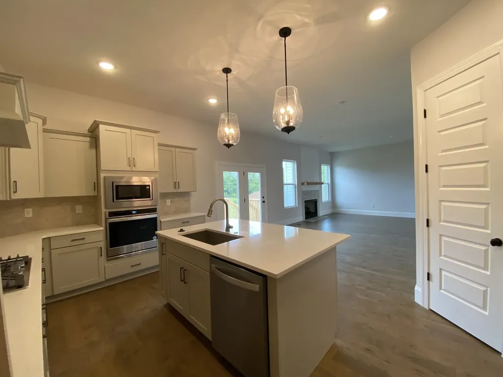 193 Fuji Apple Lane Murfreesboro TN 37128