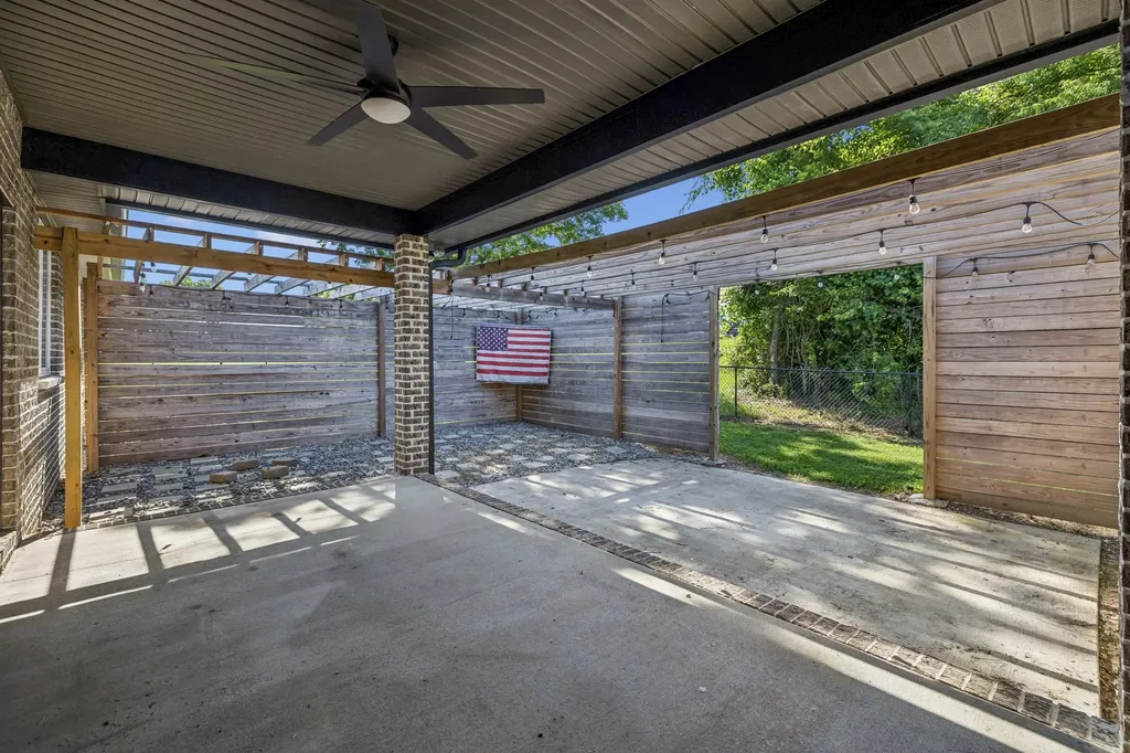 1001 Lock 4 Road Gallatin TN 37066