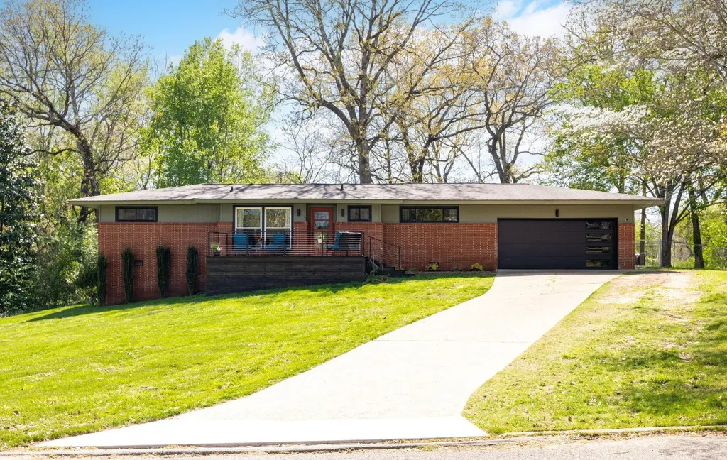 4819 Montcrest Drive Chattanooga TN 37416