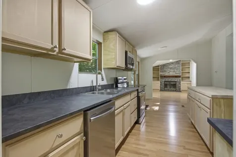 565 Clint Flowers Road Mc Ewen TN 37101