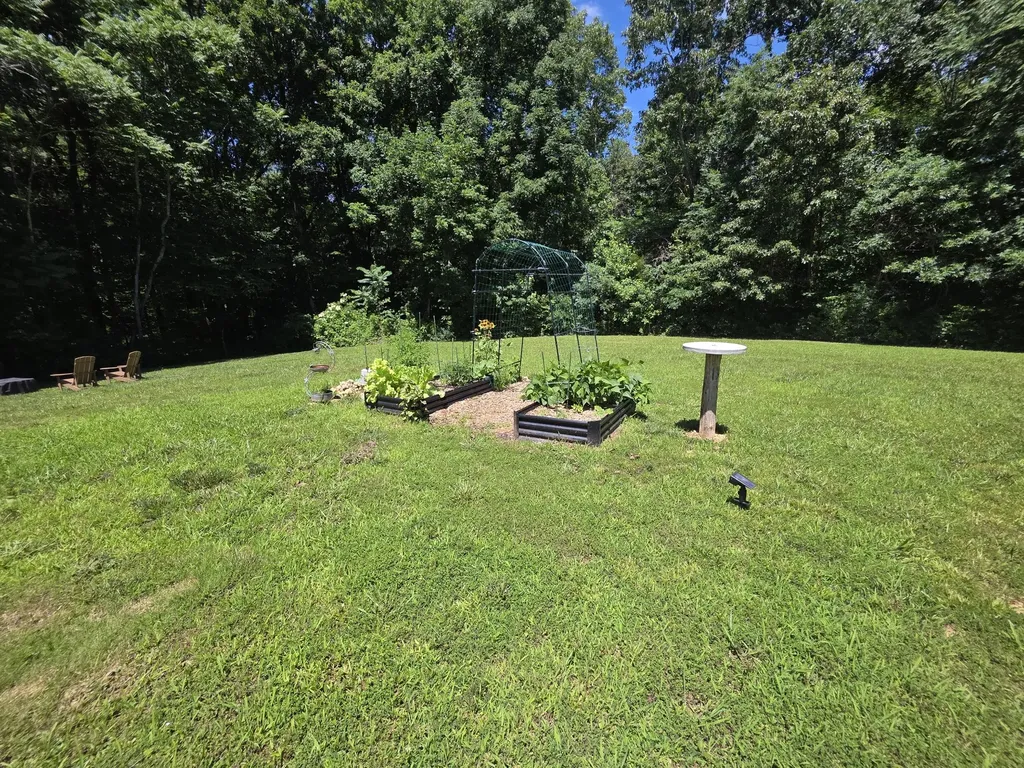 109 Hummingbird Meadows Road Palmyra TN 37142
