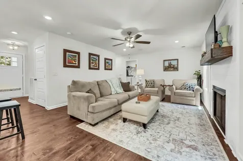 109 Hummingbird Meadows Road Palmyra TN 37142