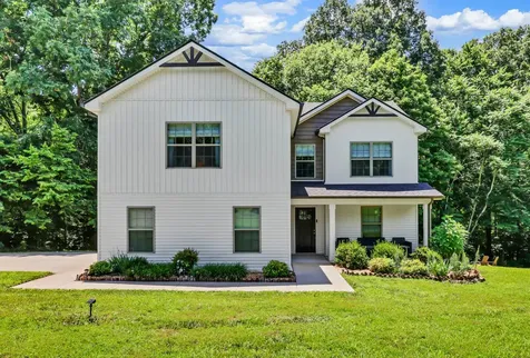 109 Hummingbird Meadows Road Palmyra TN 37142