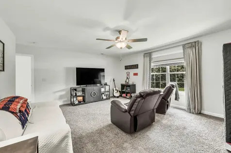 109 Hummingbird Meadows Road Palmyra TN 37142