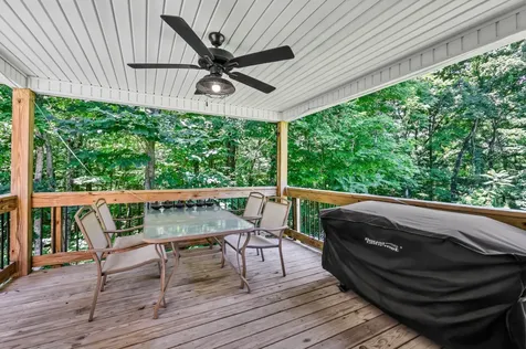 109 Hummingbird Meadows Road Palmyra TN 37142
